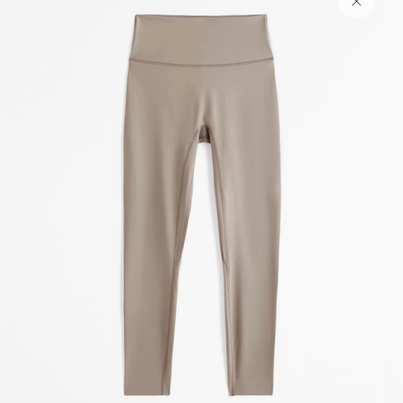 Abercrombie & Fitch Pants - Abercrombie YPB studioFLEX 7/8-Length Activewear 
Legging Size Large